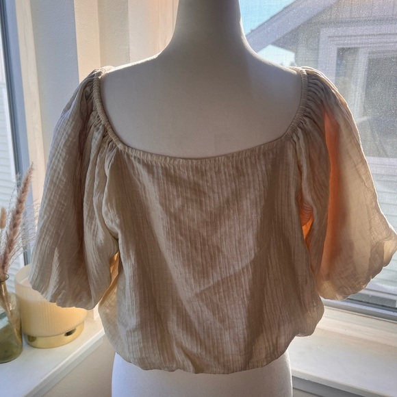 Oak + Fort puff sleeve tan bubble top - Picture 5 of 6